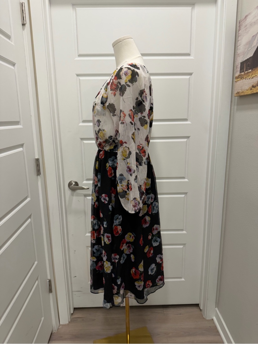 Ann Taylor Petite White/Black Floral Print Dress - Picture 3 of 9